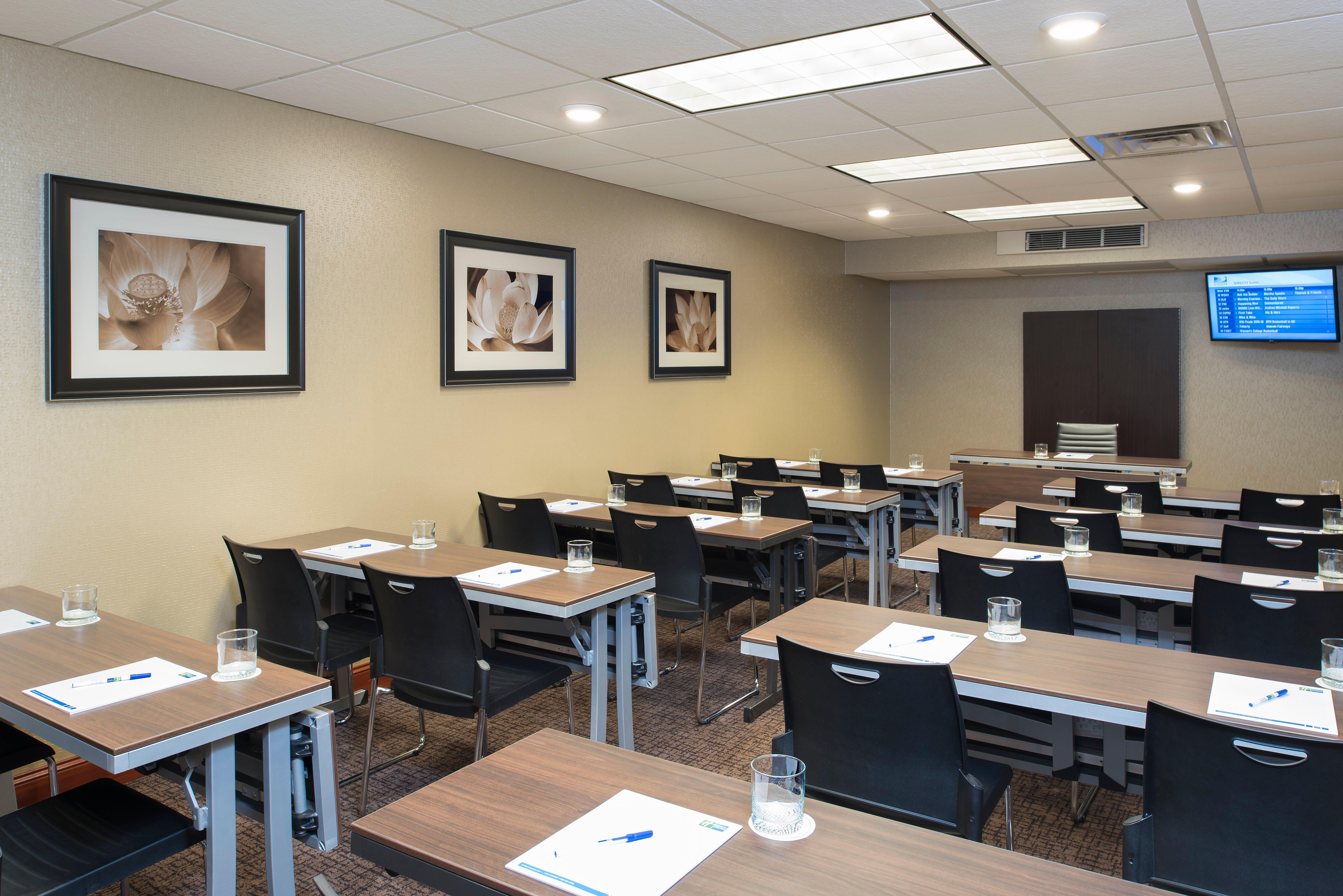 Holiday Inn Express Hotel & Suites Grand Rapids-North By Ihg Walker Kültér fotó