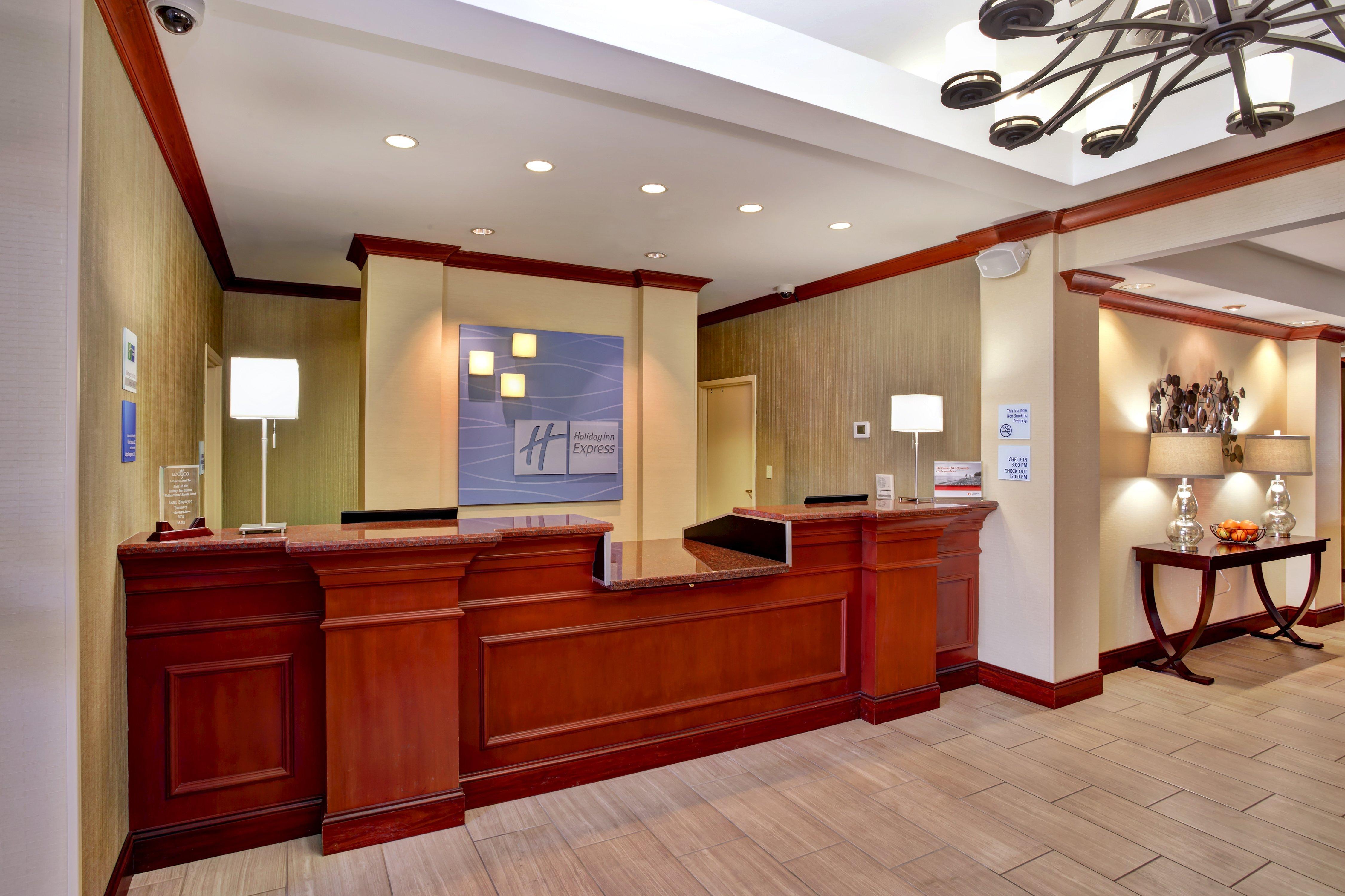 Holiday Inn Express Hotel & Suites Grand Rapids-North By Ihg Walker Kültér fotó