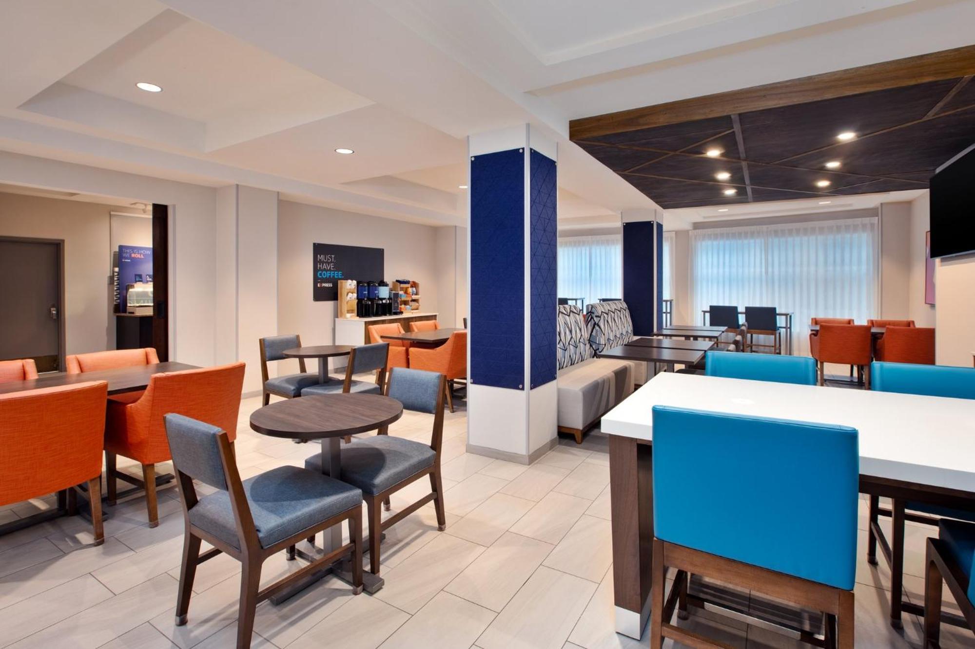 Holiday Inn Express Hotel & Suites Grand Rapids-North By Ihg Walker Kültér fotó