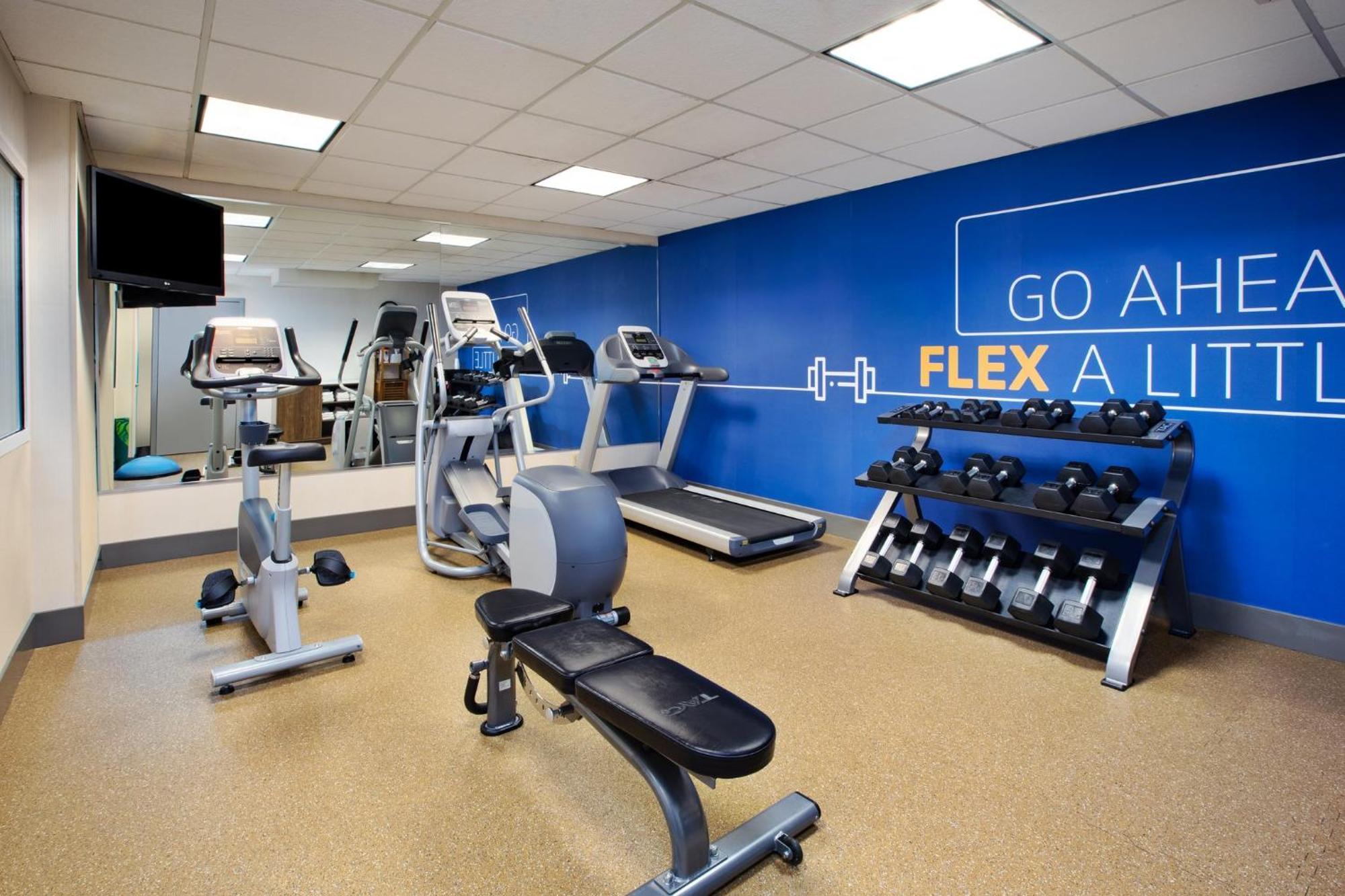 Holiday Inn Express Hotel & Suites Grand Rapids-North By Ihg Walker Kültér fotó